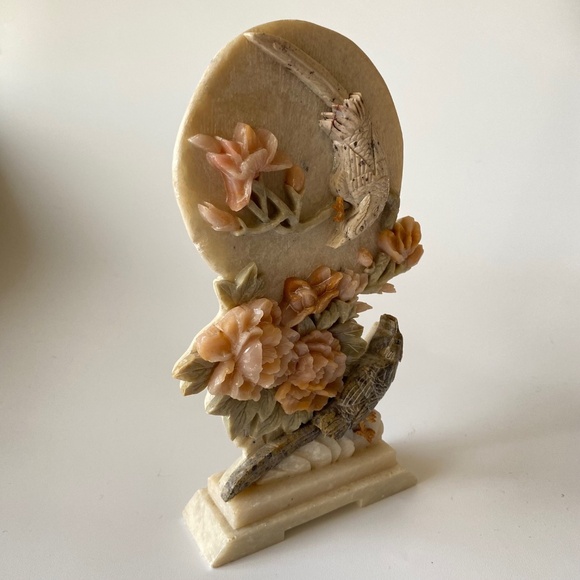 Vintage Chinese Nephrite Sculpture: Birds in Rosebush, Hand-Carved - Picture 14 of 16